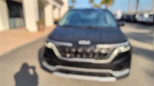 2024 Kia Carnival LX