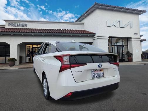 2020 Toyota Prius L