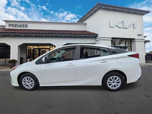 2020 Toyota Prius L