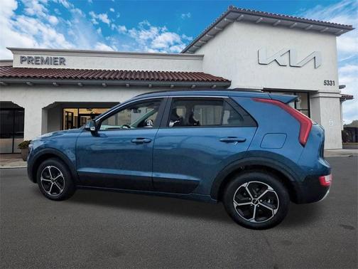 2025 Kia Niro EX