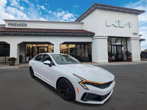 2025 Kia K5 LXS