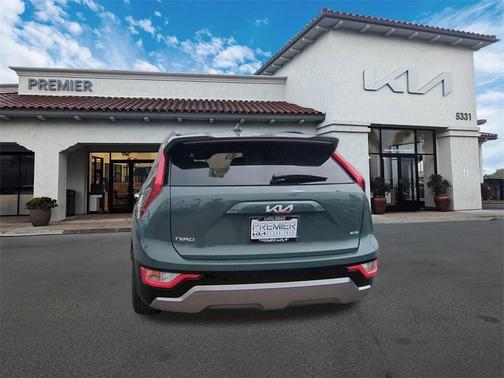 2025 Kia Niro SX