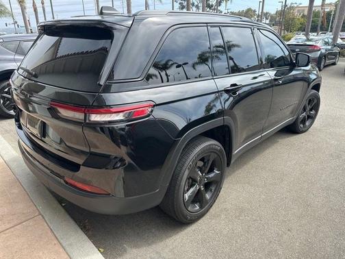 2023 Jeep Grand Cherokee Altitude