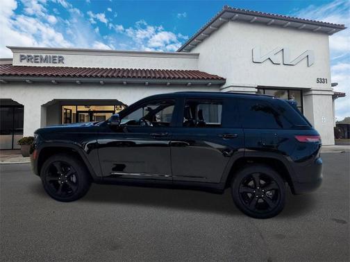 2023 Jeep Grand Cherokee Altitude