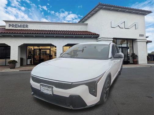 2025 Kia K4 GT-Line