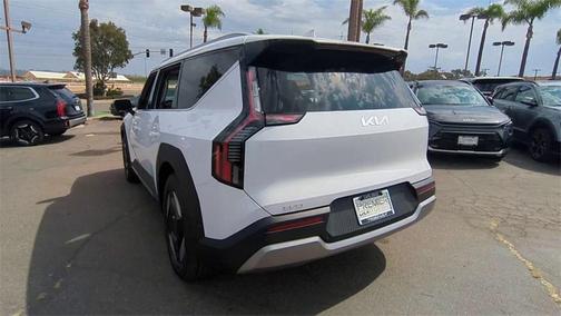 2026 Kia EV9 Wind