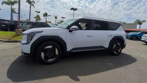 2026 Kia EV9 Wind
