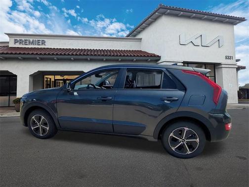 2025 Kia Niro LX