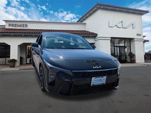 2025 Kia K4 GT-Line