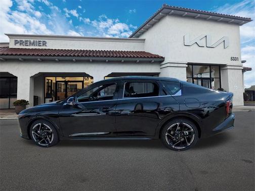 2025 Kia K4 GT-Line