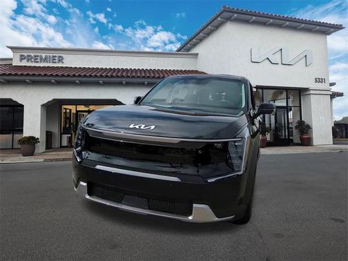 2026 Kia EV9 Light Long Range