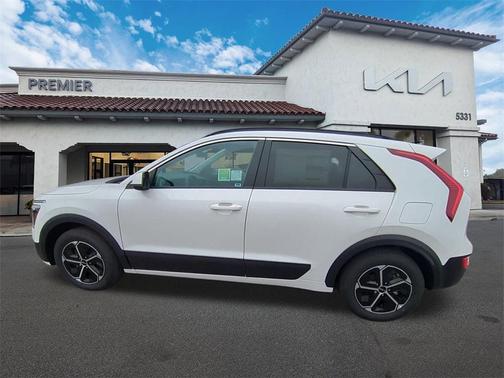 2025 Kia Niro LX