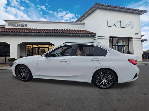 2021 BMW 330 i