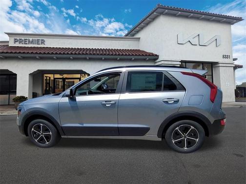 2025 Kia Niro LX