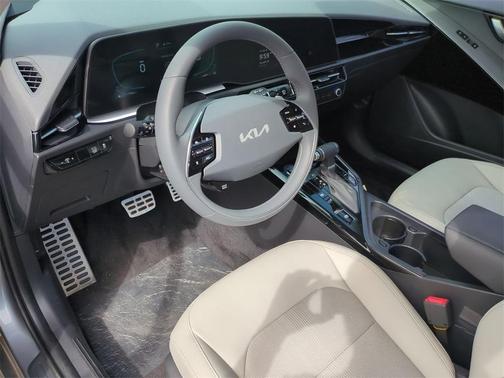 2025 Kia Niro EX Touring