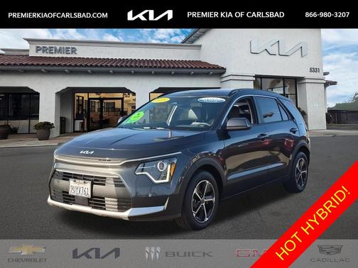 Gray 2025 Kia Niro EX