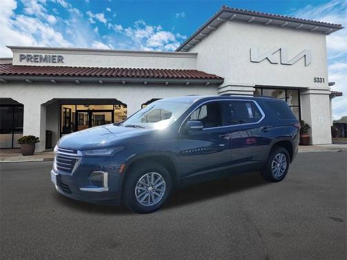2022 Chevrolet Traverse LT Cloth