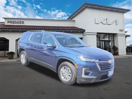 2022 Chevrolet Traverse LT Cloth