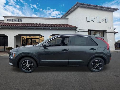 2025 Kia Niro LX