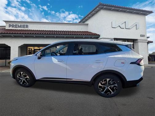 2025 Kia Sportage EX