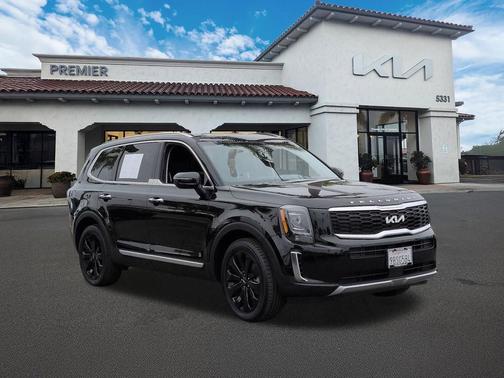 Ebony Black 2022 Kia Telluride S