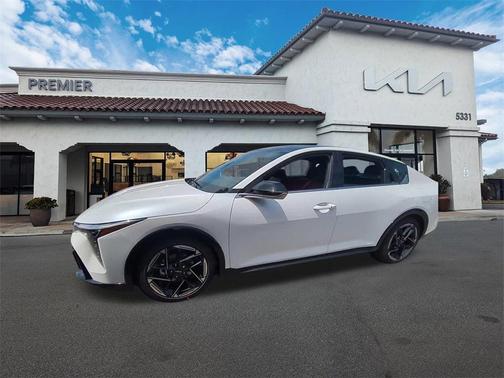 2025 Kia K4 GT-Line