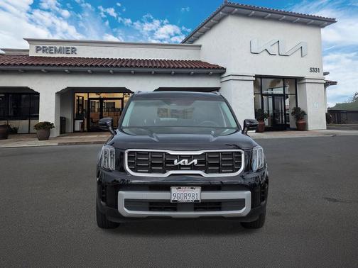 Ebony Black 2023 Kia Telluride S