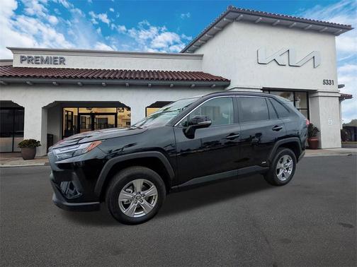 2024 Toyota RAV4 Hybrid XLE