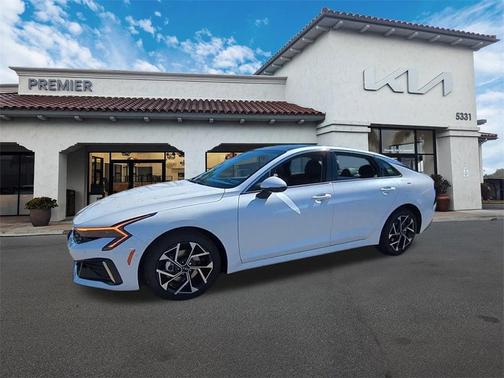 2025 Kia K5 EX