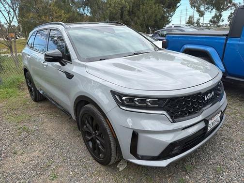 2022 Kia Sorento SX