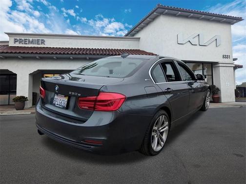 2018 BMW 330e iPerformance