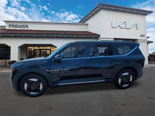 2026 Kia EV9 Light Long Range