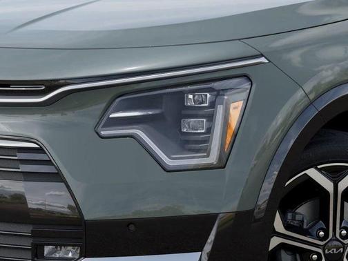 2025 Kia Niro Plug-In Hybrid SX Touring
