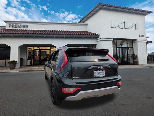 2025 Kia Niro LX