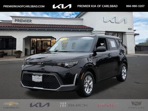 Fusion Black 2025 Kia Soul LX