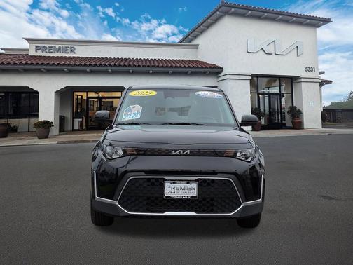 Fusion Black 2025 Kia Soul LX