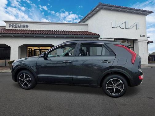 2025 Kia Niro EX