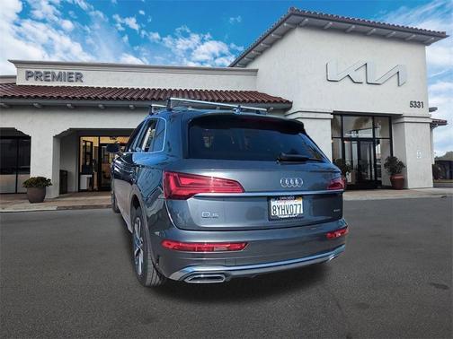 2022 Audi Q5 45 S line quattro Premium