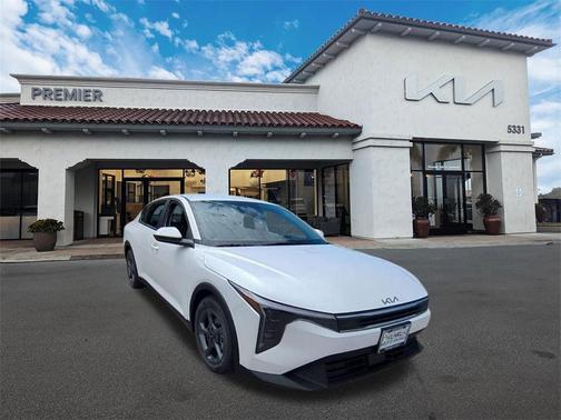2025 Kia K4 LXS