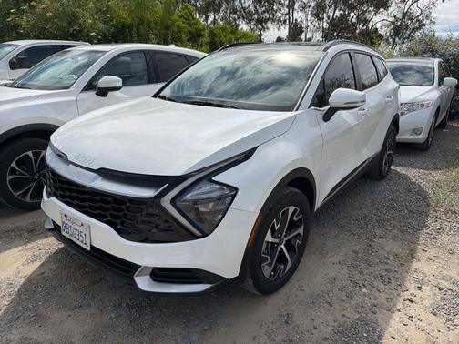 Snow White Pearl 2023 Kia Sportage Hybrid EX