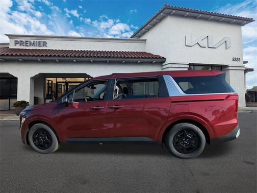 2025 Kia Carnival LXS