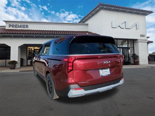 2025 Kia Carnival LXS