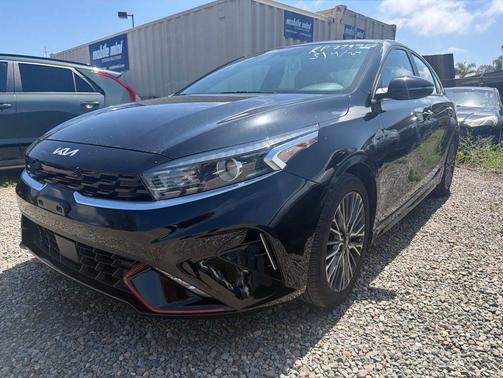 Aurora Black 2024 Kia Forte GT-Line