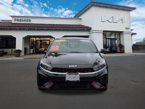 Aurora Black 2024 Kia Forte GT-Line