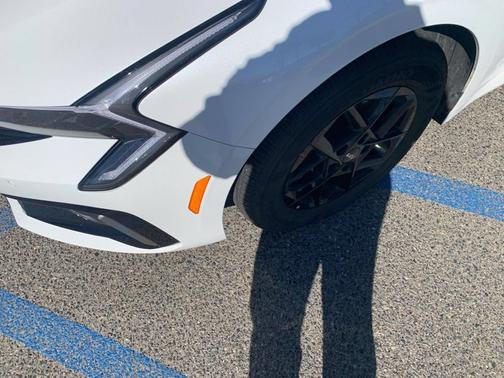 Snow White Pearl 2026 Kia K5 LXS