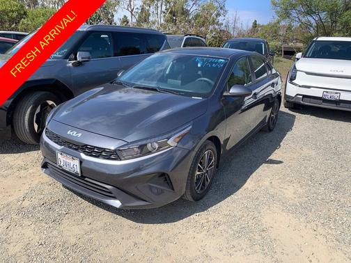 Gray 2024 Kia Forte LXS