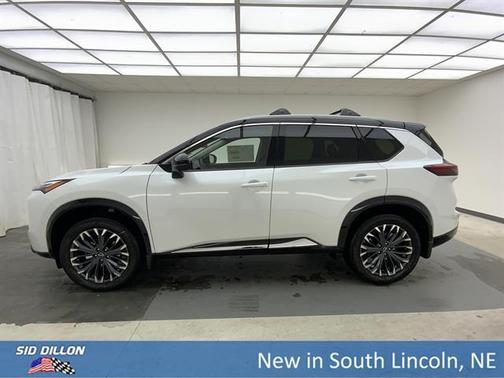 Pearl 2026 Nissan Rogue Platinum