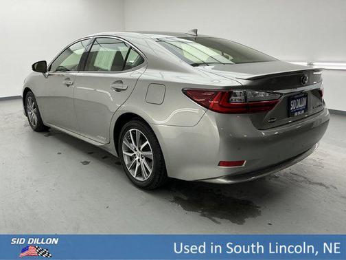 2016 Lexus ES 300h Base