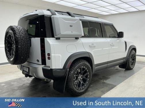 Fuji White 2020 Land Rover Defender 110 HSE