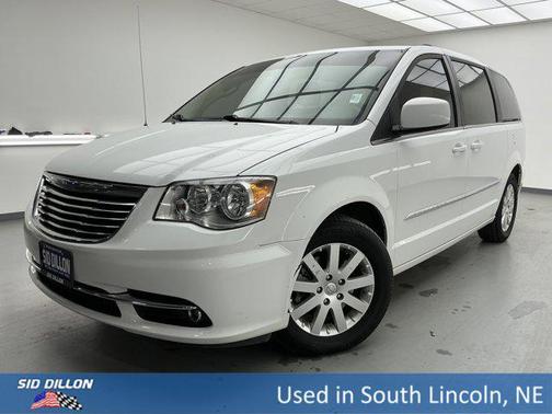 2015 Chrysler Town & Country Touring